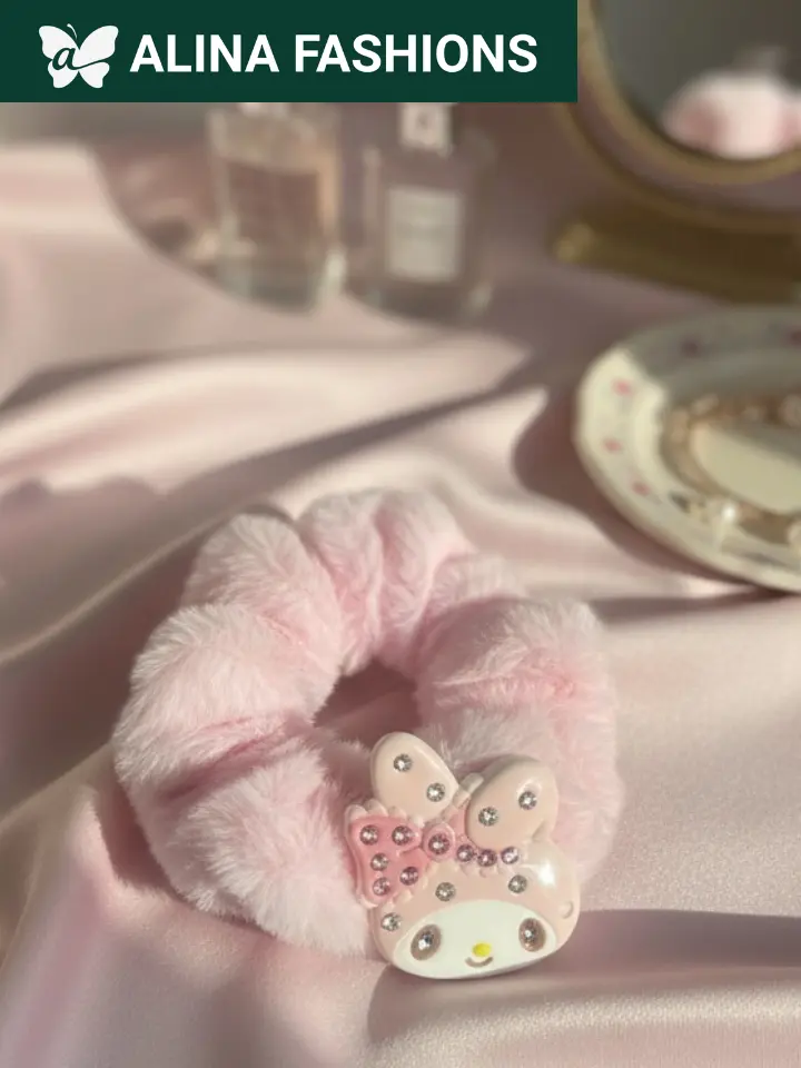 Cloud Nine Pearl Scrunchie (Imported from Thailand)