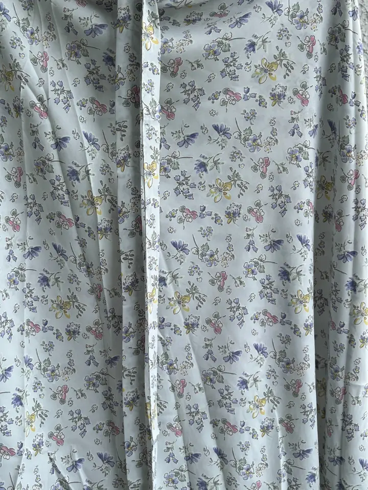 Small Flower Print & Easy Foldaway Design Skirt - Image 2